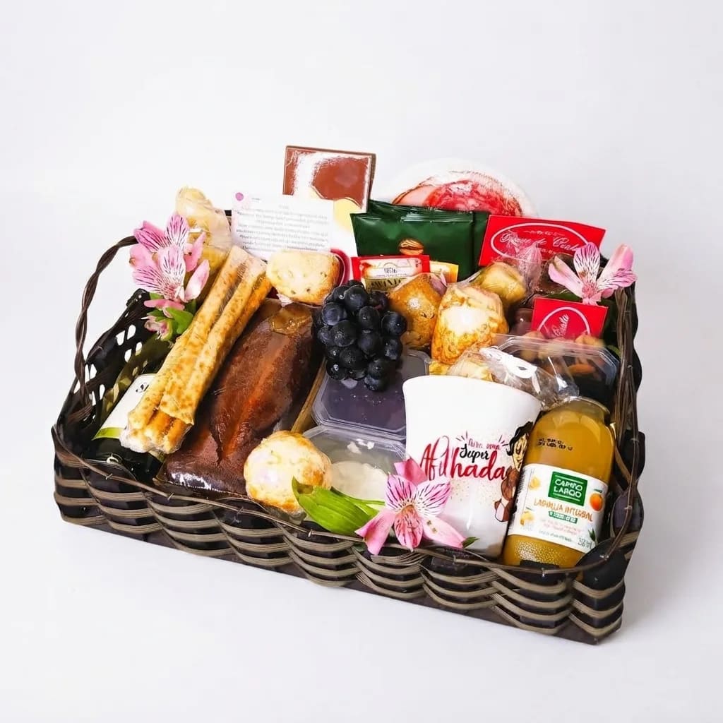 Cesta de Café Completo Bandeja G em Vime Sintético