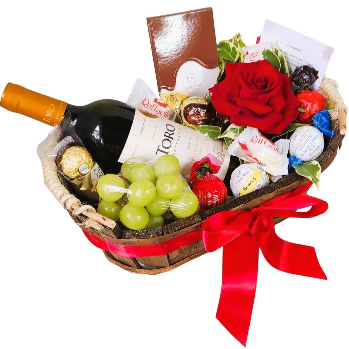 Cesta de Presente Rústica Média com Vinho Chocolates e Frutas